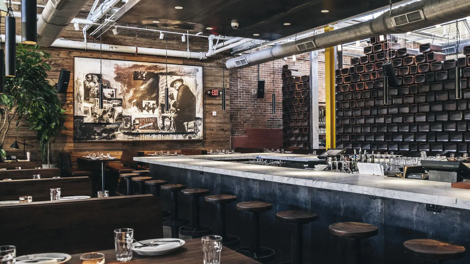 Take a Tour Through Edgehill Village's Barcelona Wine Bar - Eater Nashville